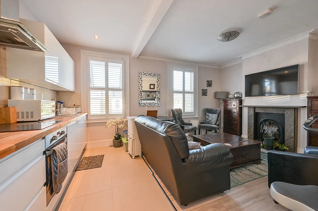 Surbiton, KT6, photo 8