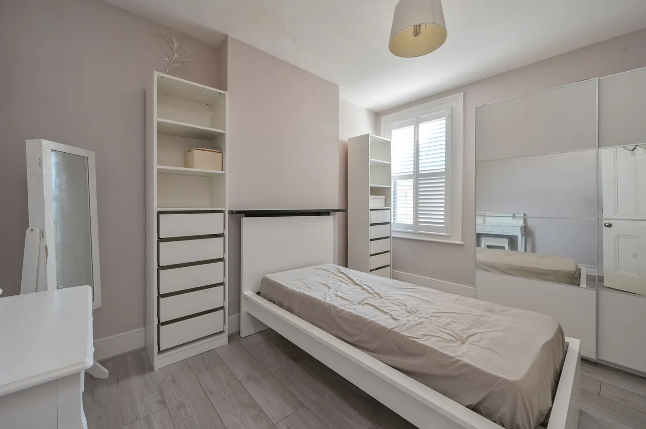 Surbiton, KT6, photo 5