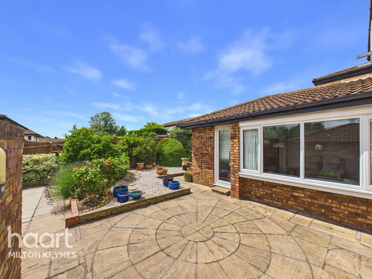 Ramsay Close, Bradwell, MK13, photo 18