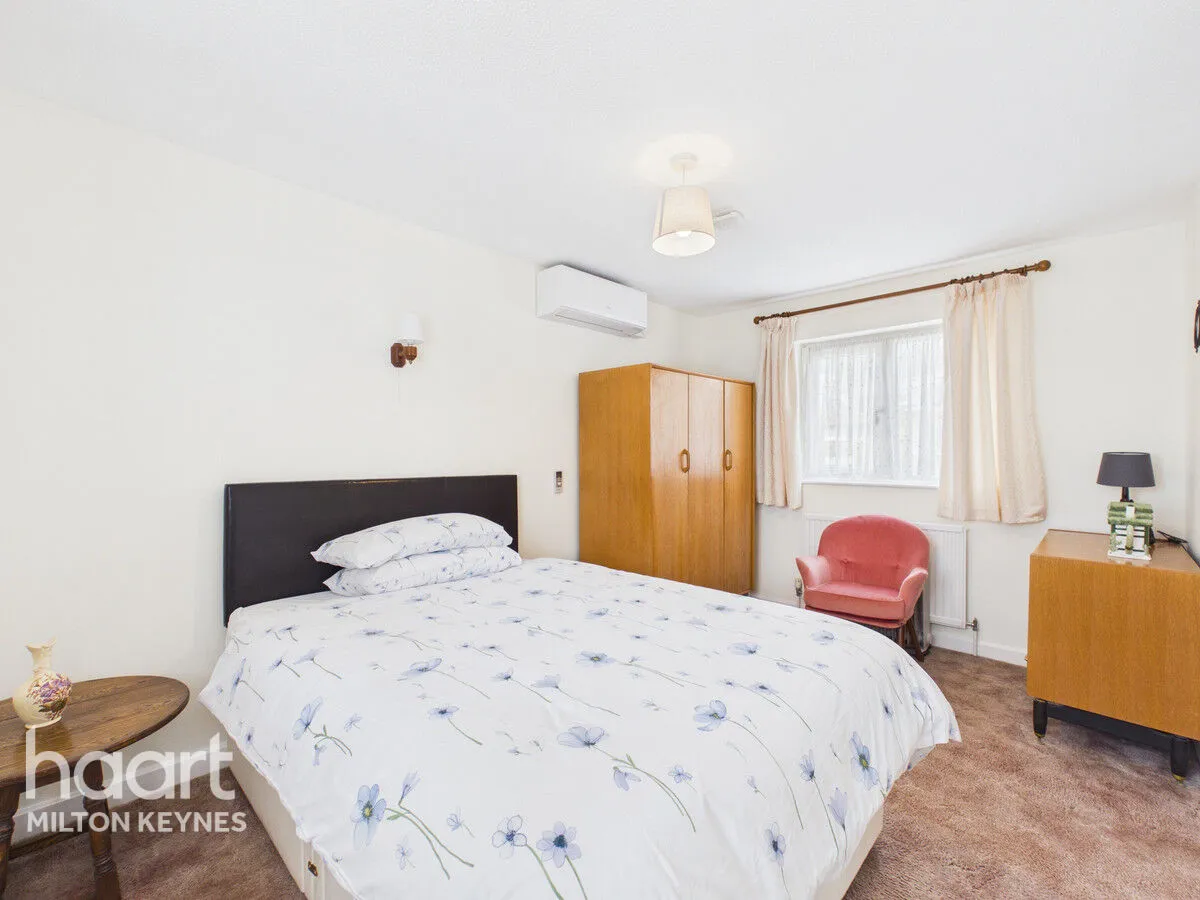 Ramsay Close, Bradwell, MK13, photo 14