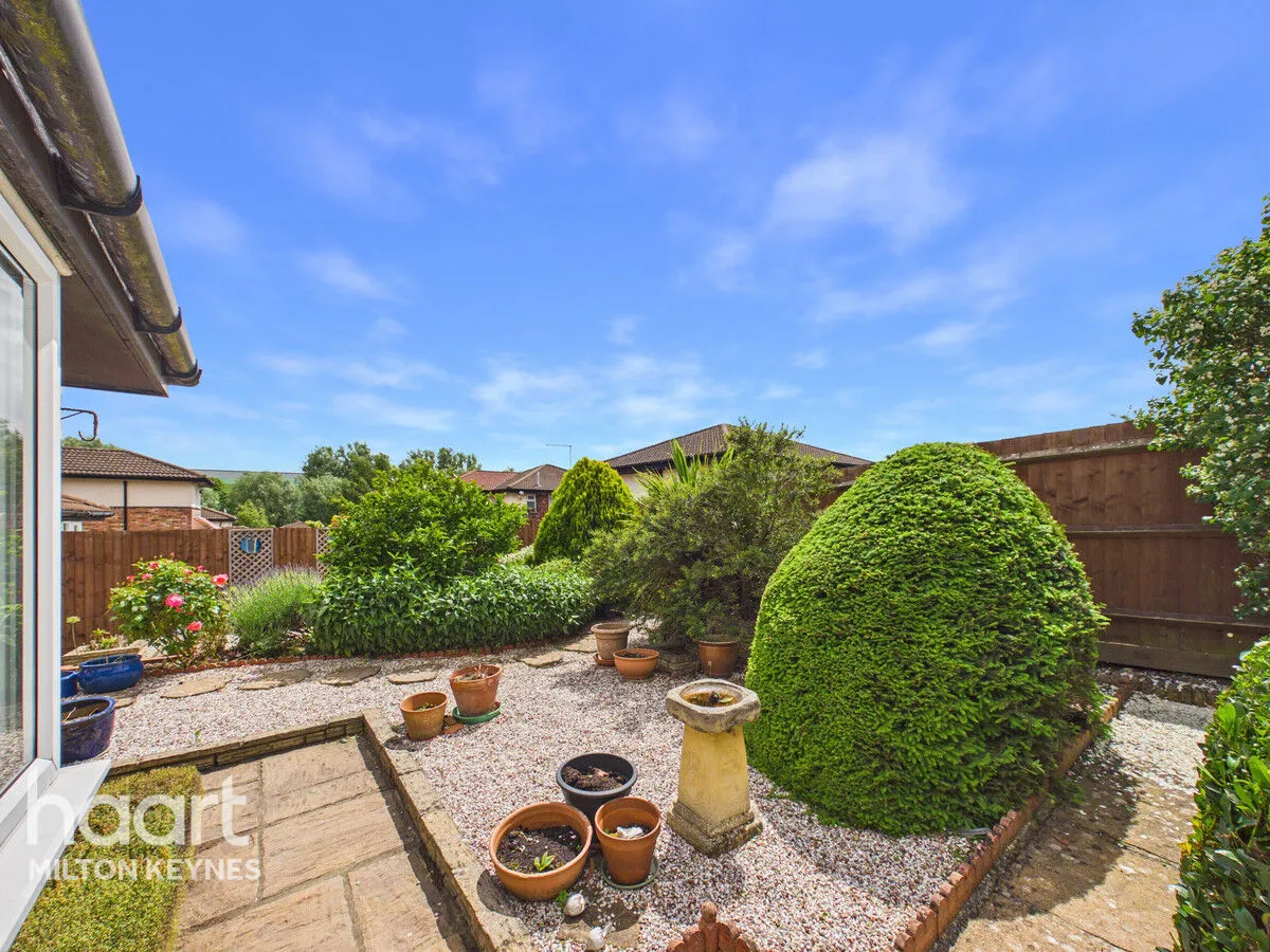 Ramsay Close, Bradwell, MK13, photo 21
