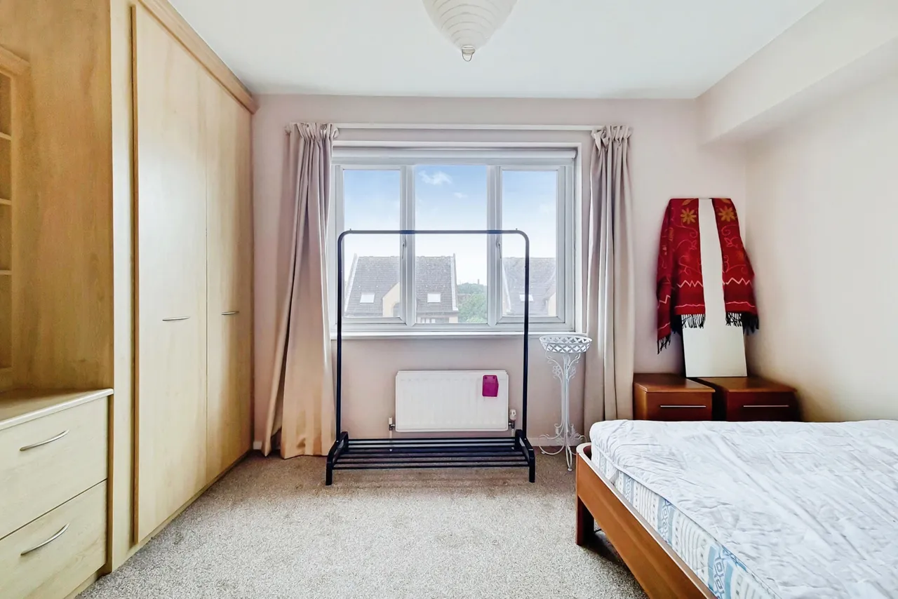 Amsterdam Road, London, E14, photo 9
