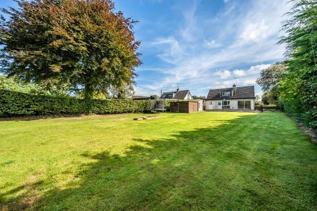 Willow Creek, Bodenham, HR1, photo 2