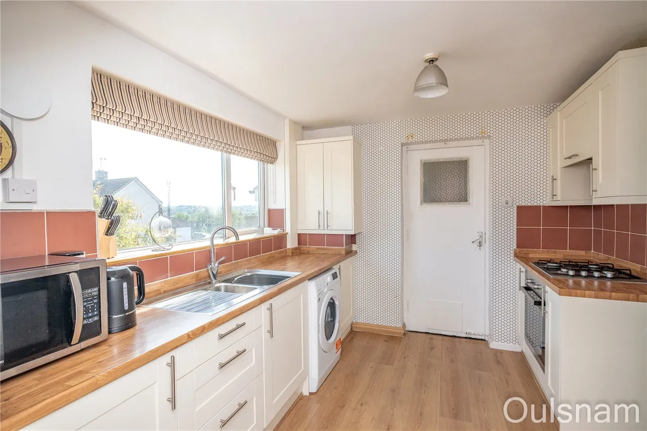 Foxwalks Avenue, Bromsgrove, Worcestershire, B61 7NA, photo 5