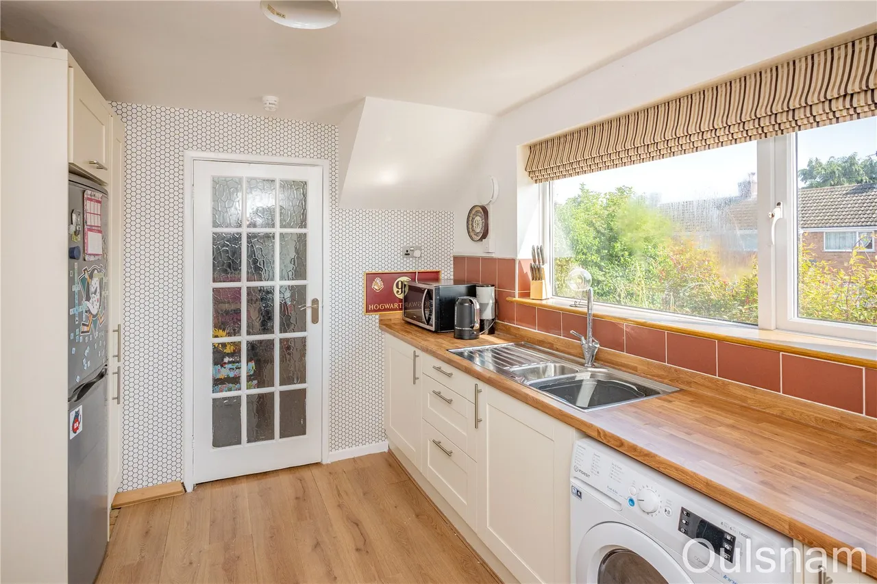 Foxwalks Avenue, Bromsgrove, Worcestershire, B61 7NA, photo 6