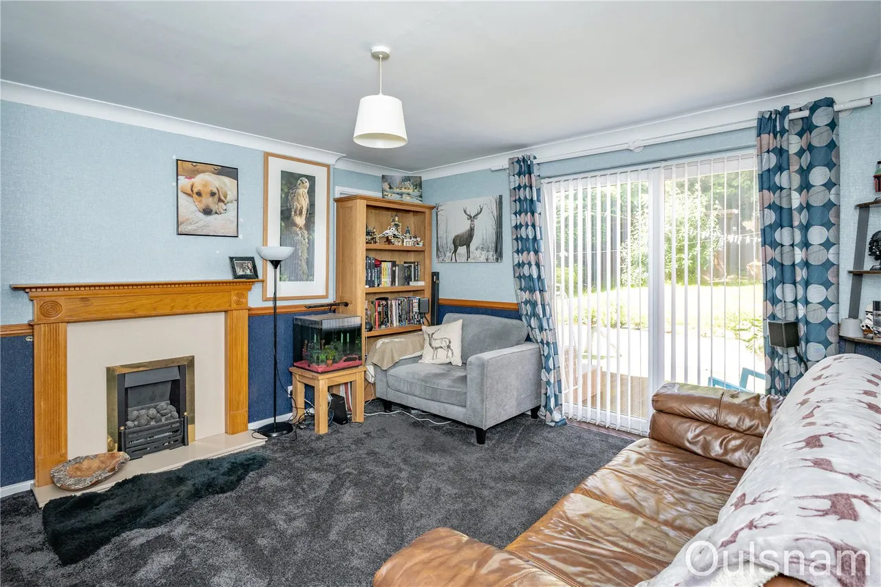 Foxwalks Avenue, Bromsgrove, Worcestershire, B61 7NA, photo 3