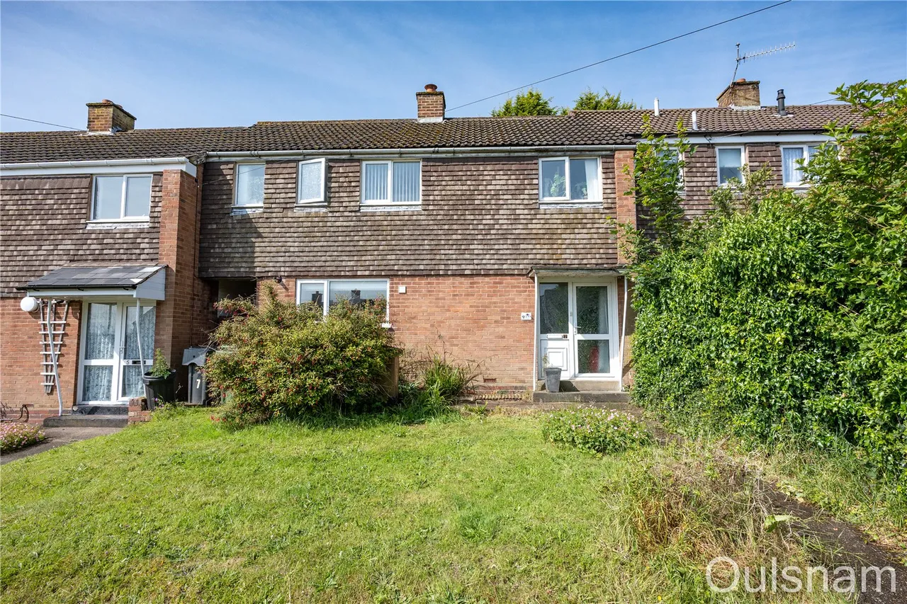 3 bed house for sale — Foxwalks Avenue, Bromsgrove, Worcestershire, B61 7NA