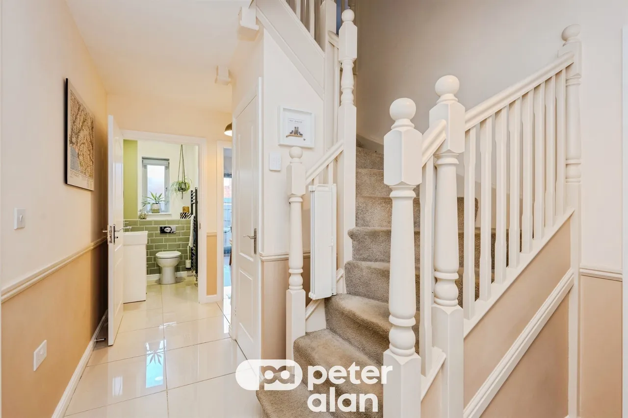 Heathland Way, Neath, SA10, photo 2