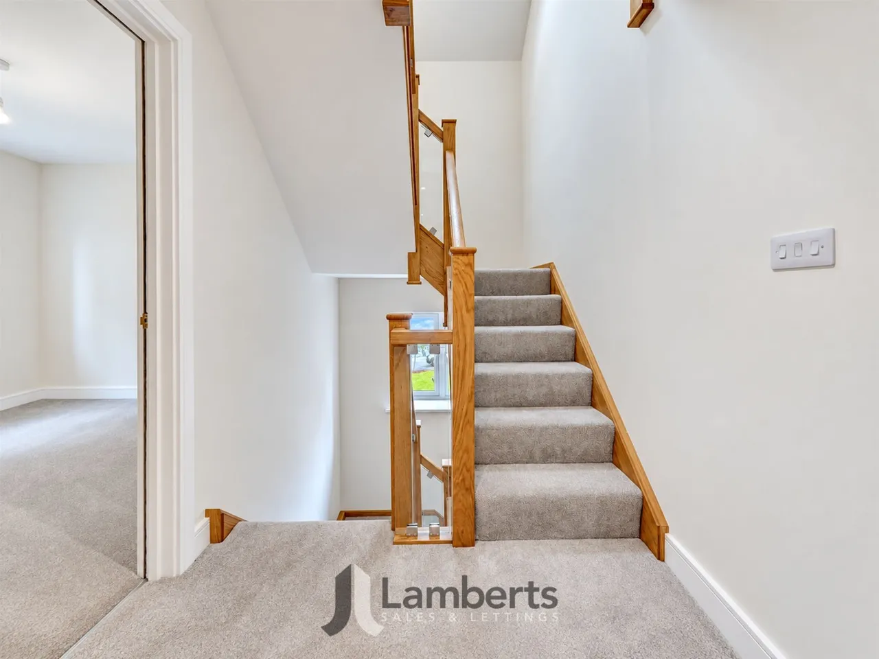 Pumphouse Lane, Redditch, photo 24