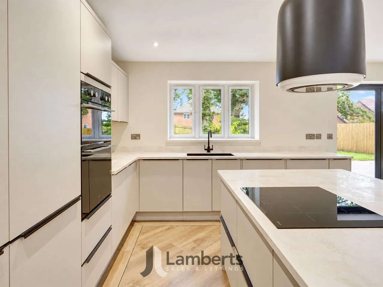 Pumphouse Lane, Redditch, photo 10