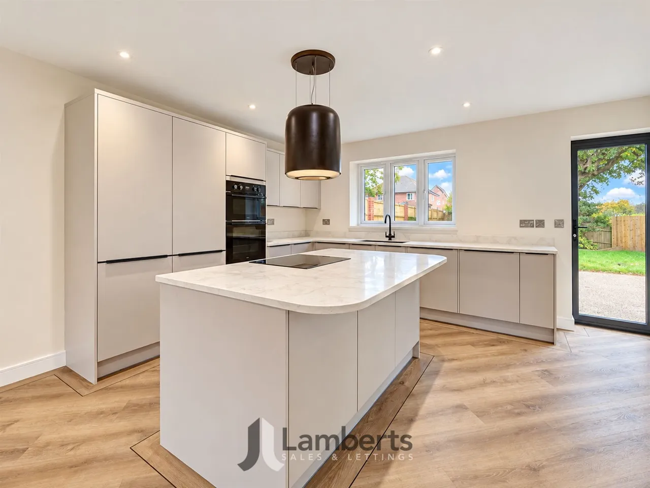 Pumphouse Lane, Redditch, photo 8
