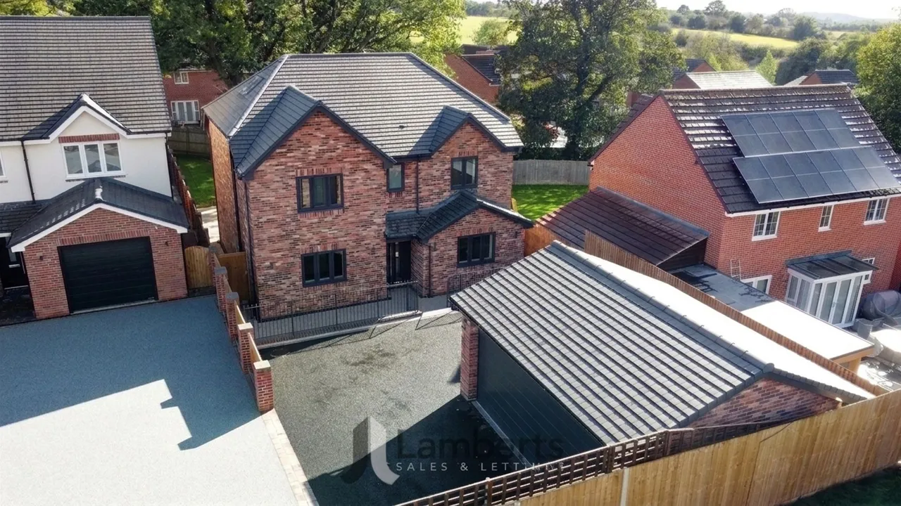 Pumphouse Lane, Redditch, photo 34