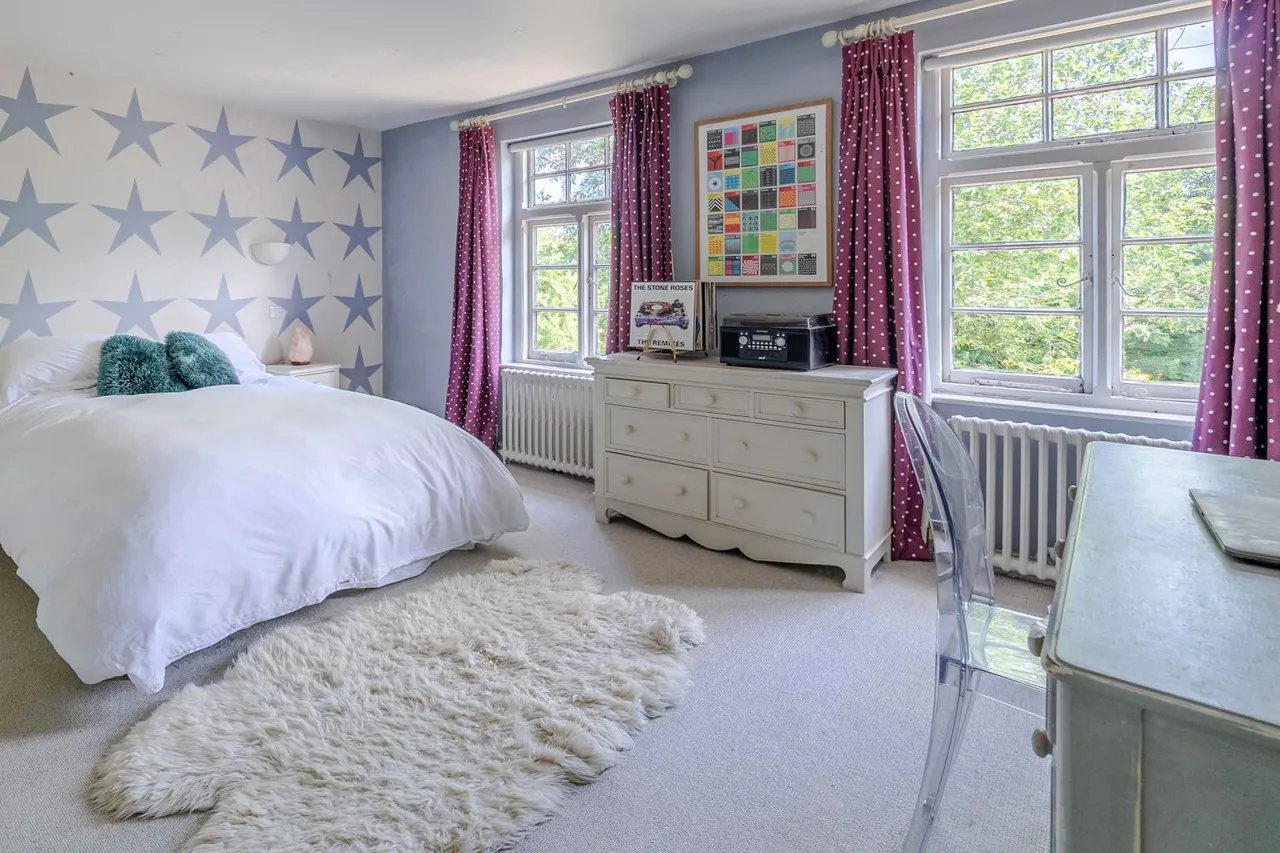 Petworth Road, Witley, GU8, photo 11