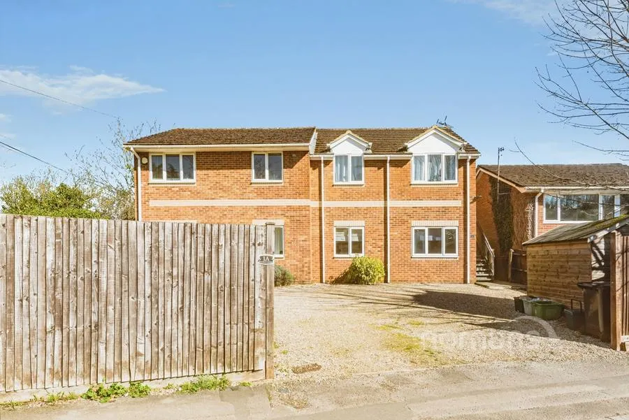 Mapledurham Drive, Purley on Thames, RG8, photo 11