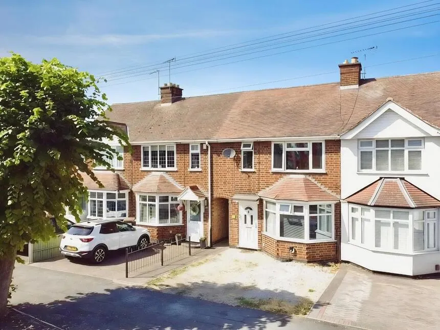 3 bed house for sale — Tudor Road, Hinckley, Leicestershire, LE10