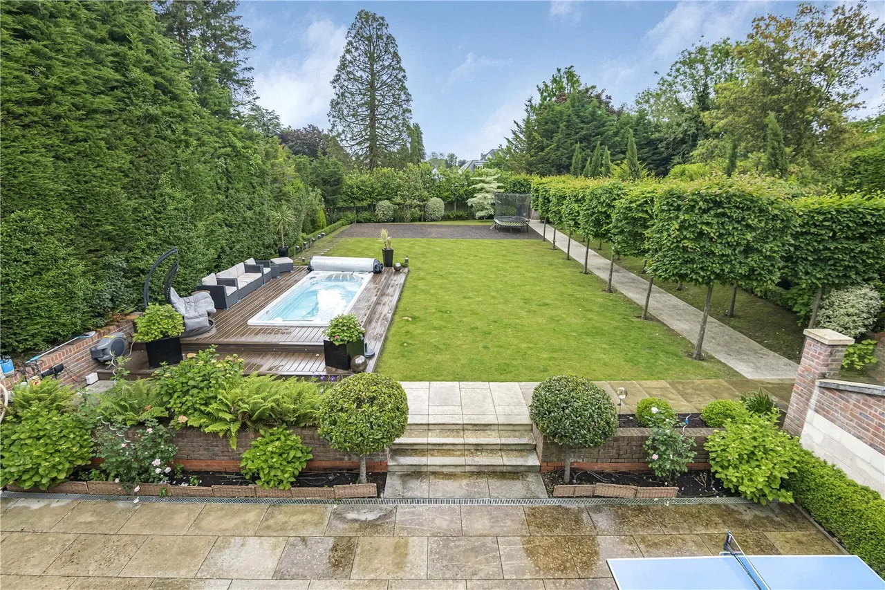 Oakleigh Avenue, Whetstone, London, N20 9JJ, photo 48