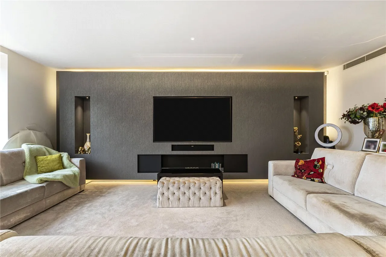 Oakleigh Avenue, Whetstone, London, N20 9JJ, photo 7