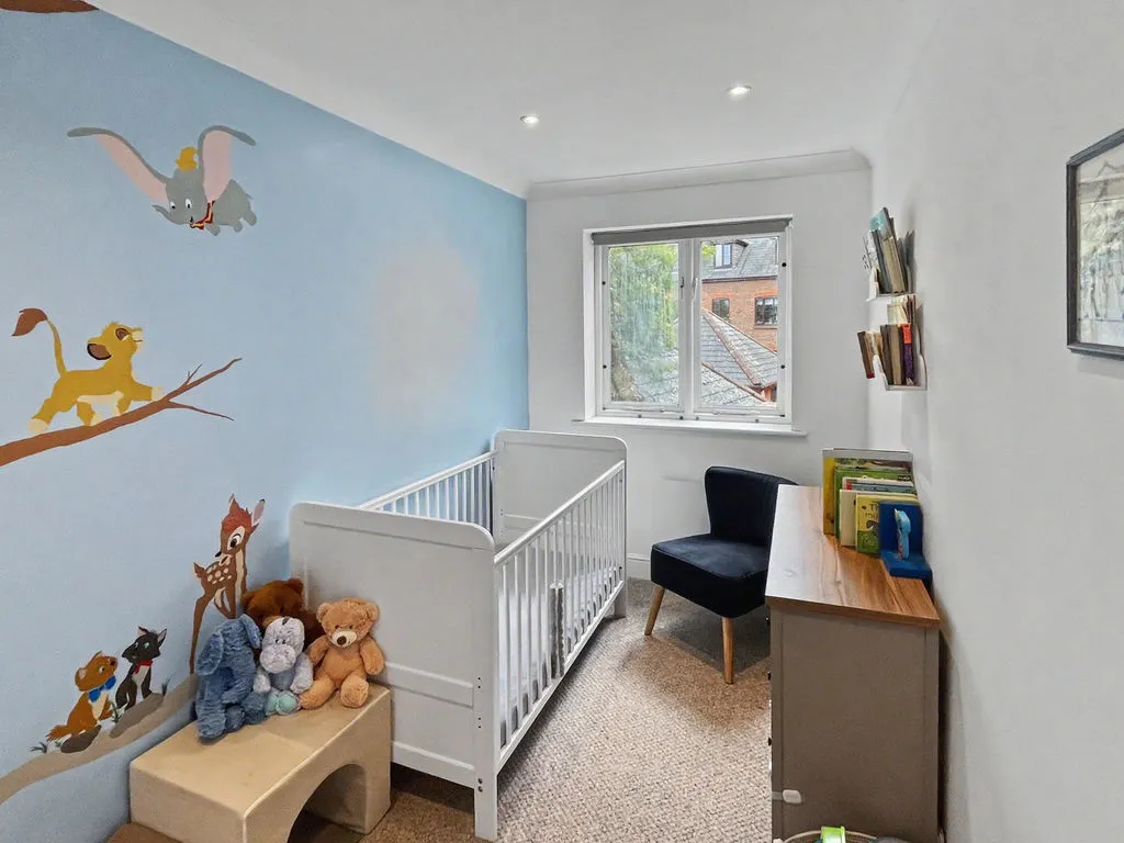 Holly Place, High Wycombe, HP11, photo 9