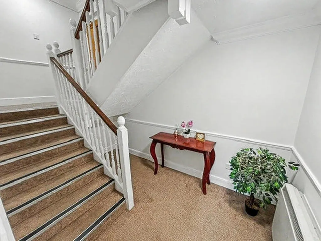 Holly Place, High Wycombe, HP11, photo 12