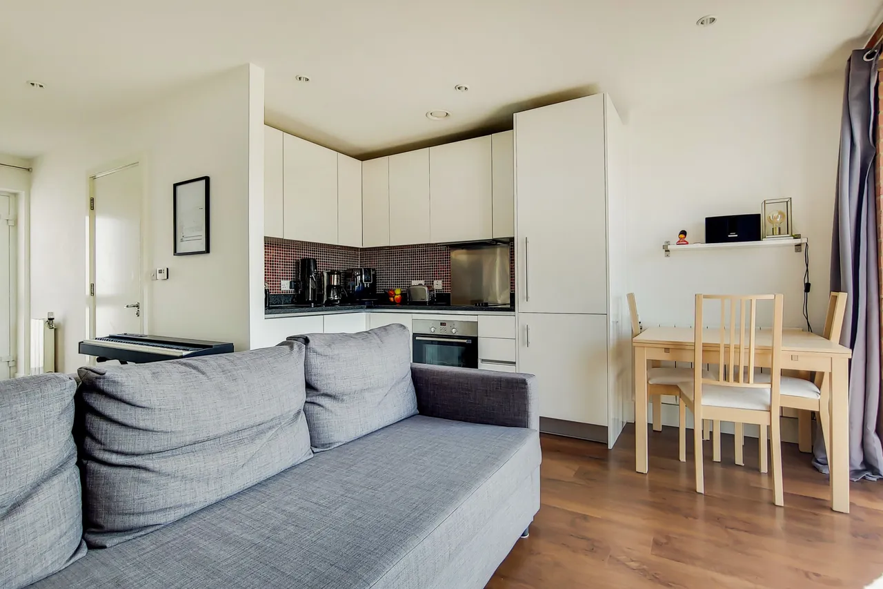 253 Warehouse Court, Major Draper Street, London, photo 2