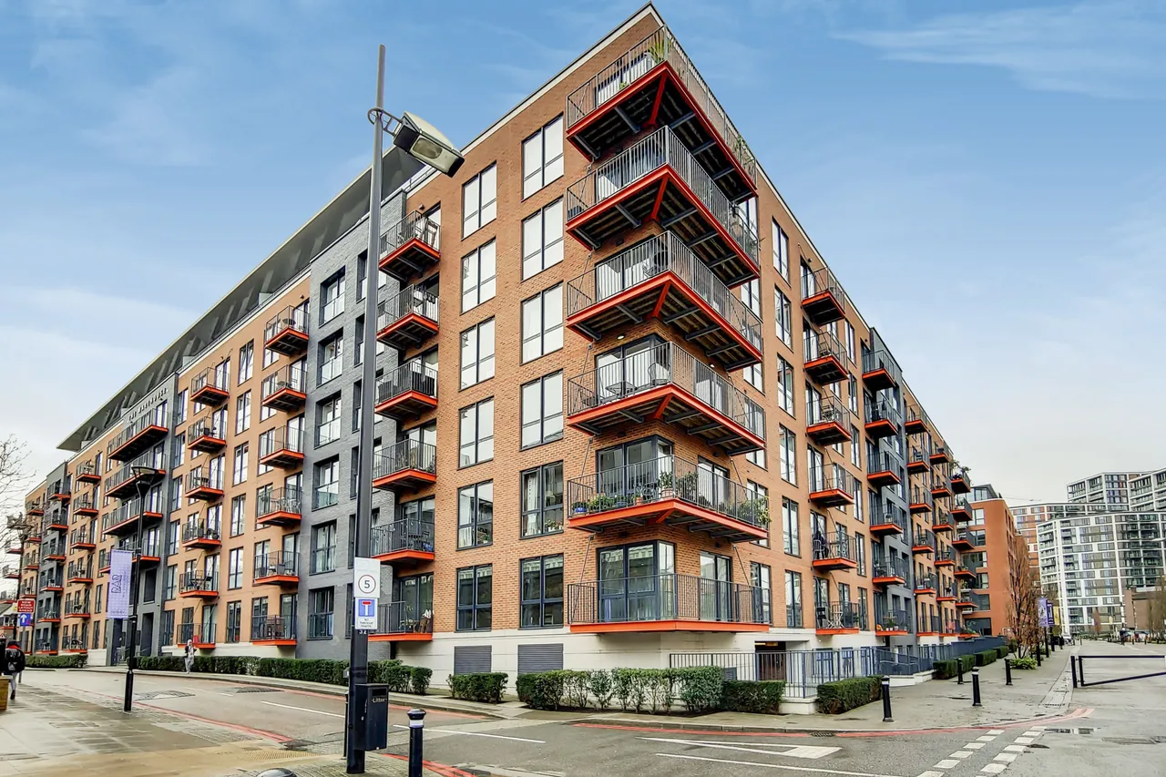 253 Warehouse Court, Major Draper Street, London, photo 9