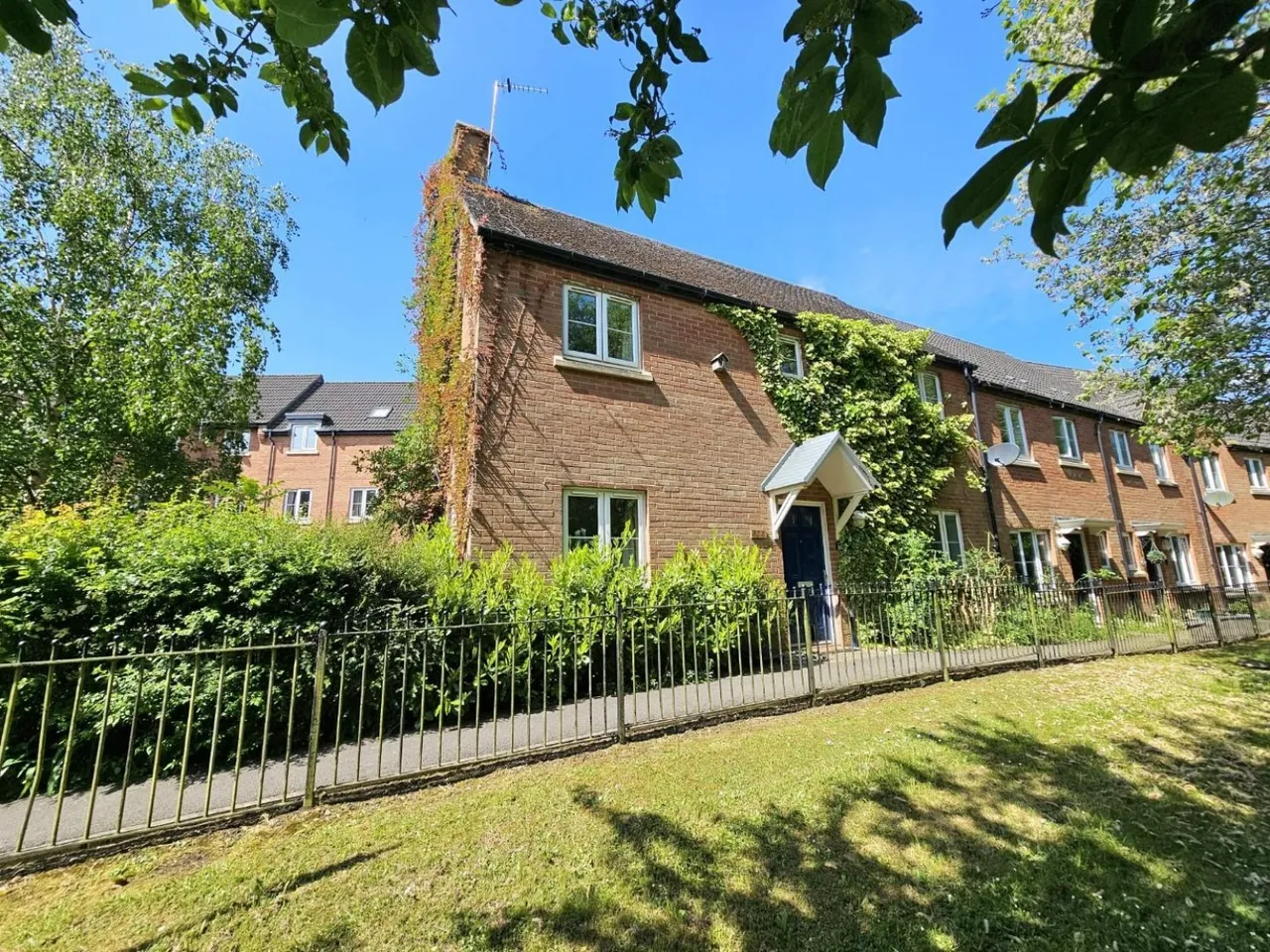 4 bed house for sale — The Rope Walk, Dursley, GL11 4GE