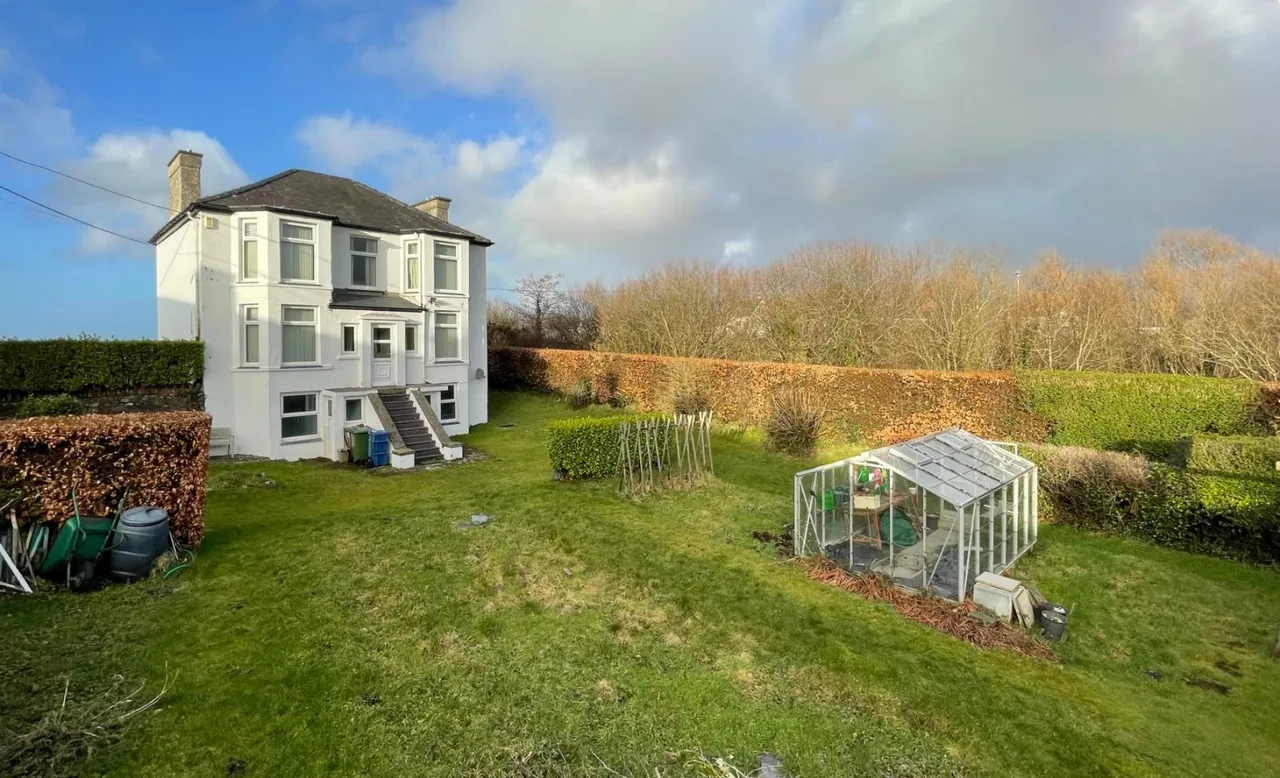 4 bed house for sale, Clynnog Road, Penygroes