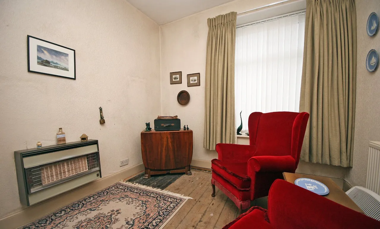 Clynnog Road, Penygroes, photo 6