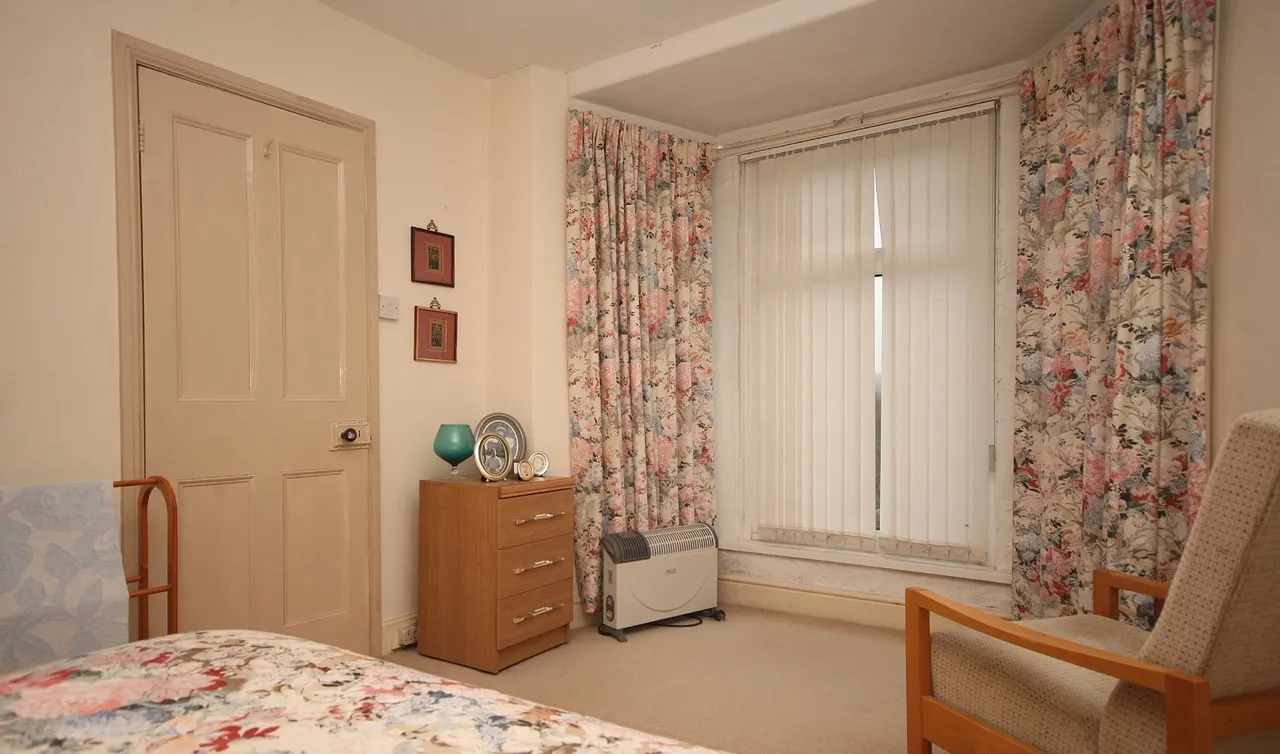 Clynnog Road, Penygroes, photo 13