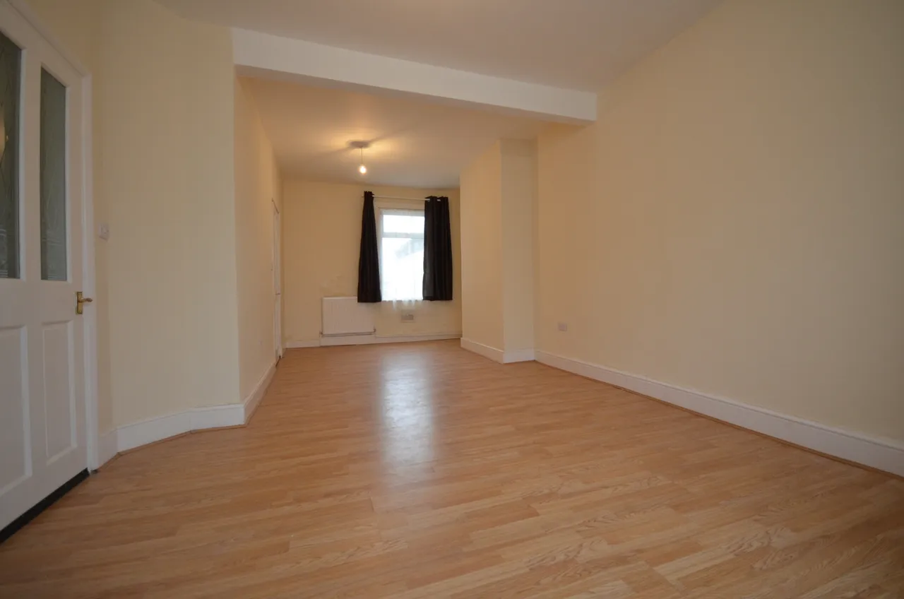Garland Road, Plumstead, SE18 2PN, photo 2