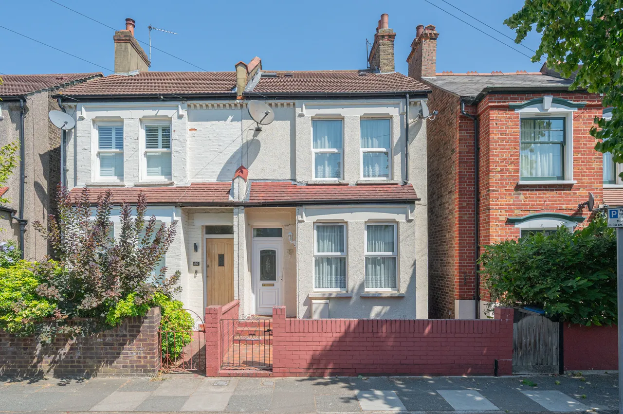3 bed house for sale — 57 Marlborough Road, London