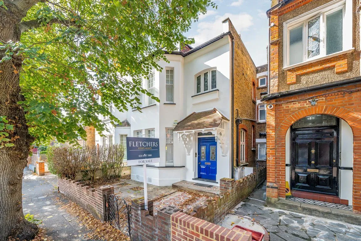 2 bed property for sale, Grange Road, W4