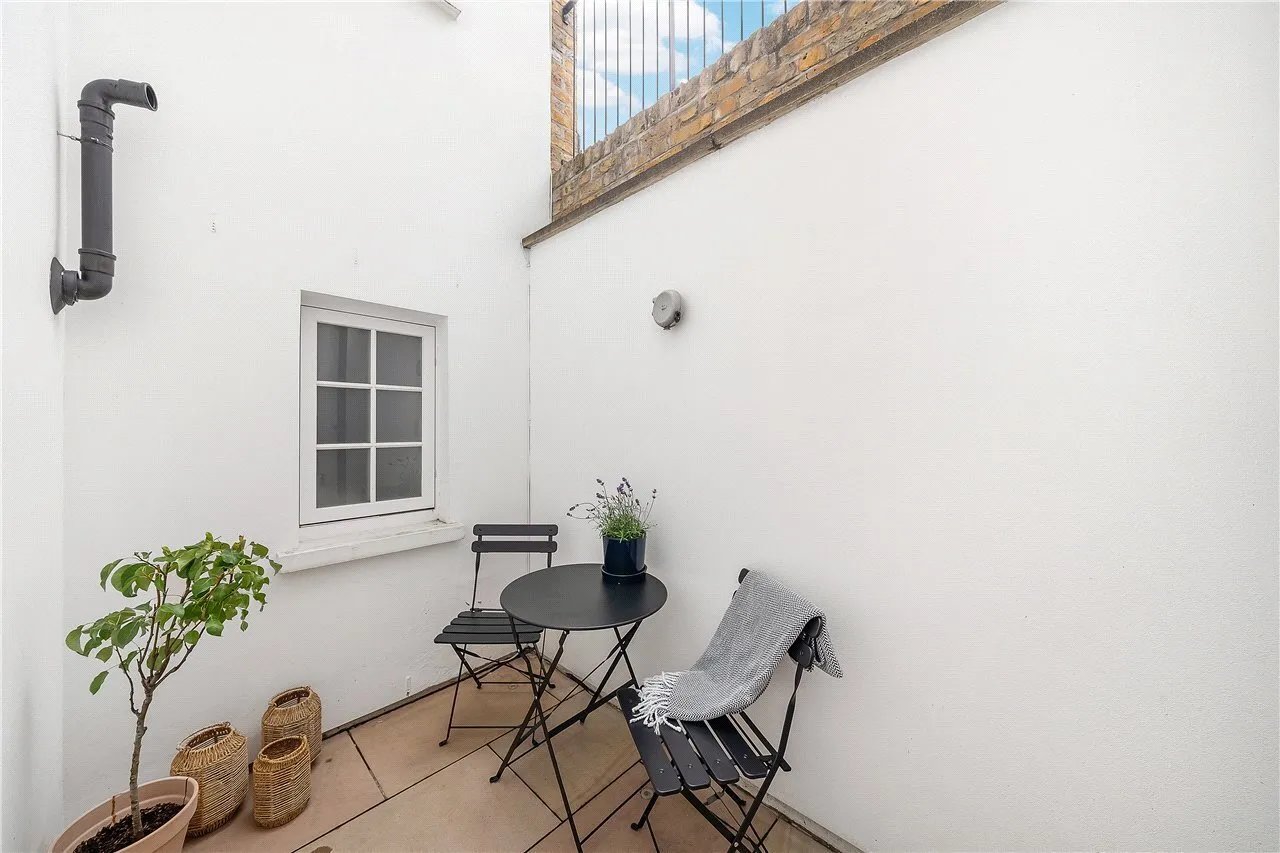 Prince of Wales Road, London, NW5, photo 12