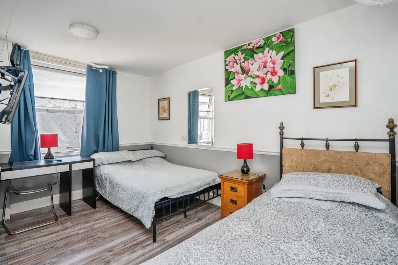 Bellevue Terrace, Southsea, PO5, photo 11