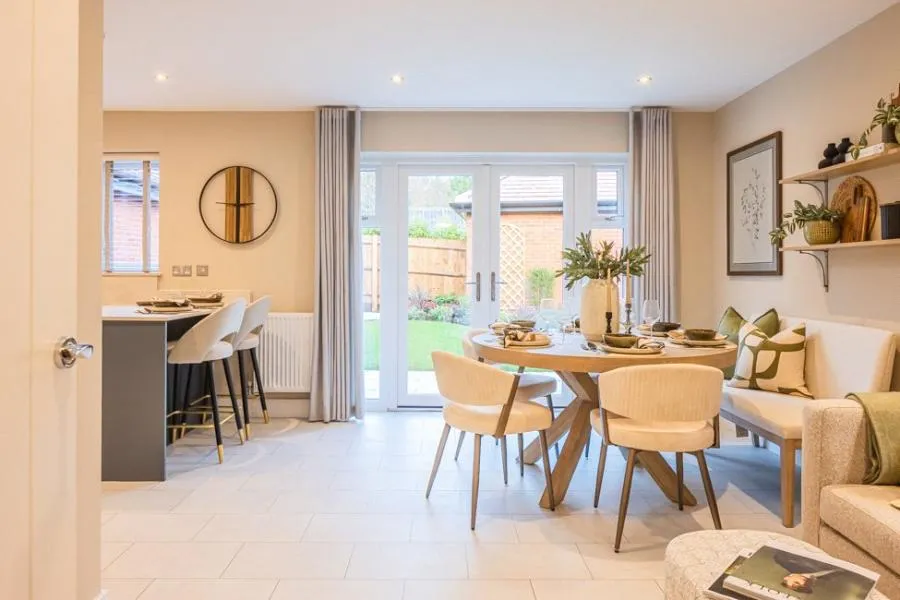 Elmwood Crescent, Hazlemere, HP15, photo 3