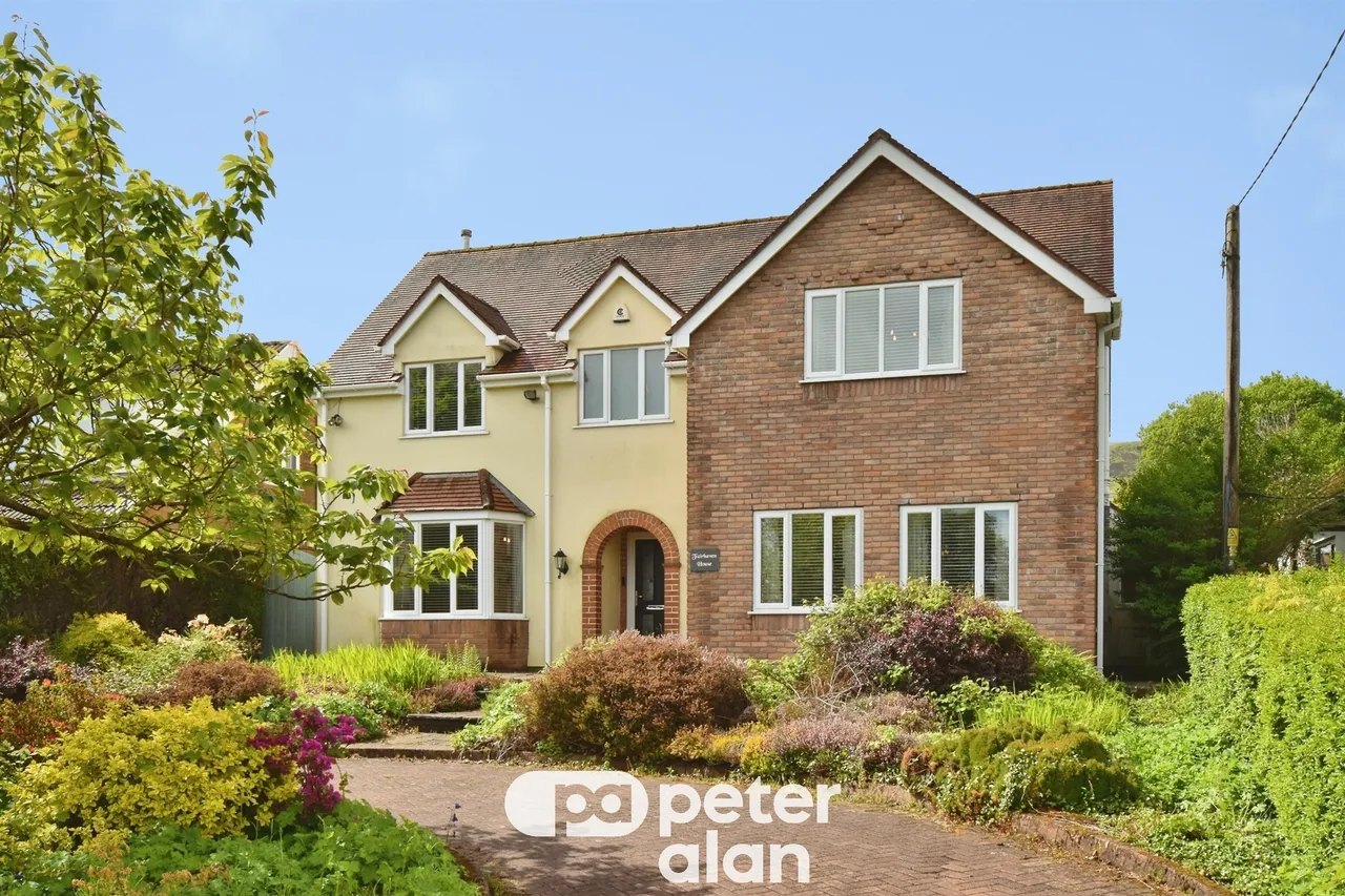 4 bed house for sale, Hirwaun Road, Aberdare, CF44