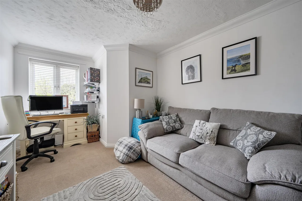 Cornyx Lane, Solihull, B91, photo 9