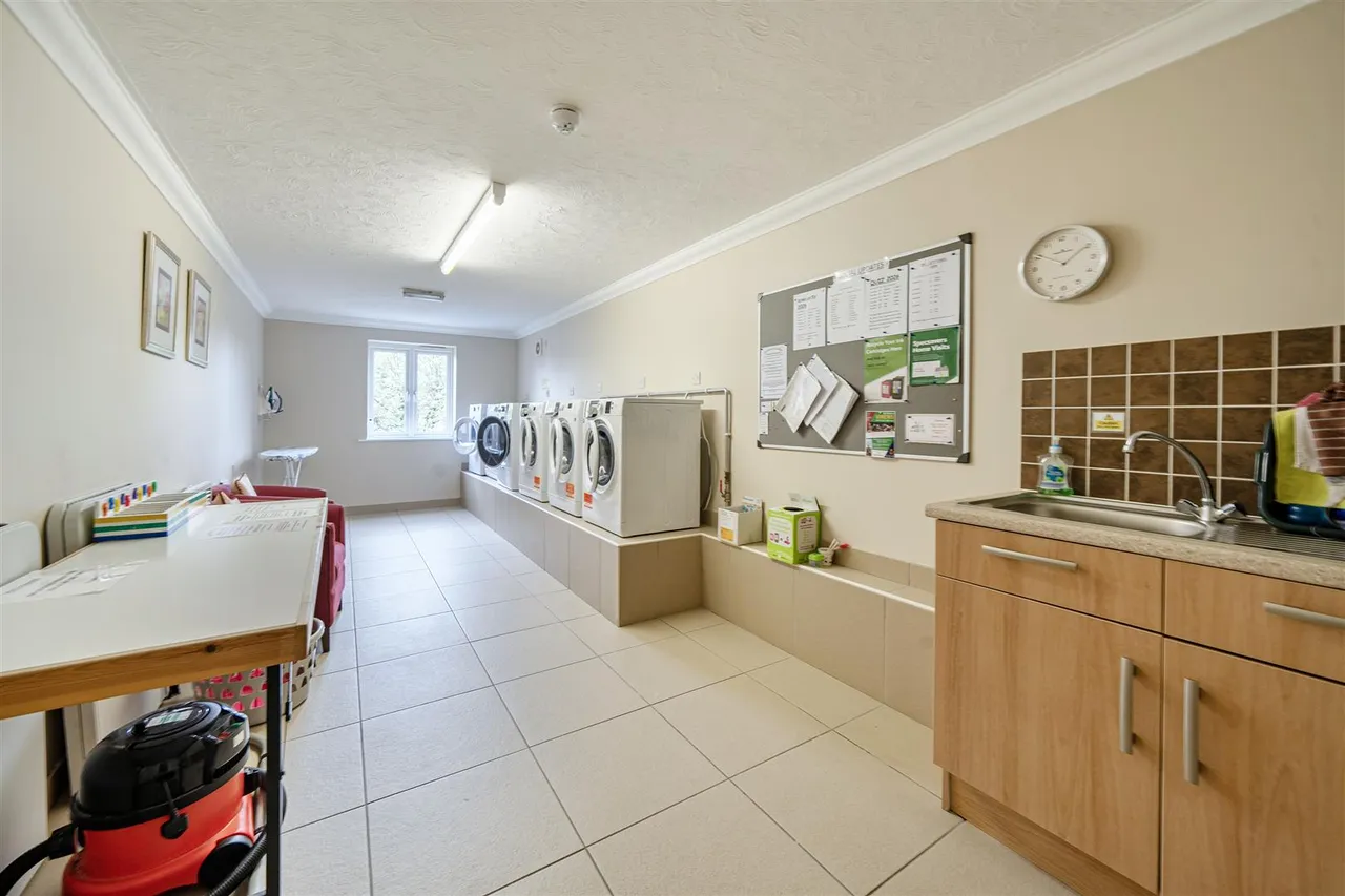 Cornyx Lane, Solihull, B91, photo 13