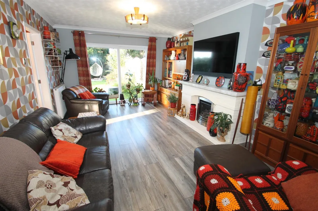 Lyndon Close, Halesowen, photo 2