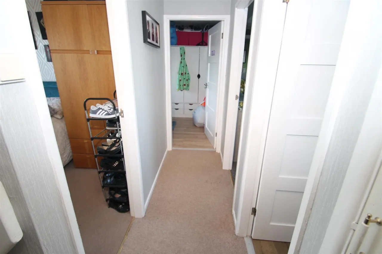 Lyndon Close, Halesowen, photo 14