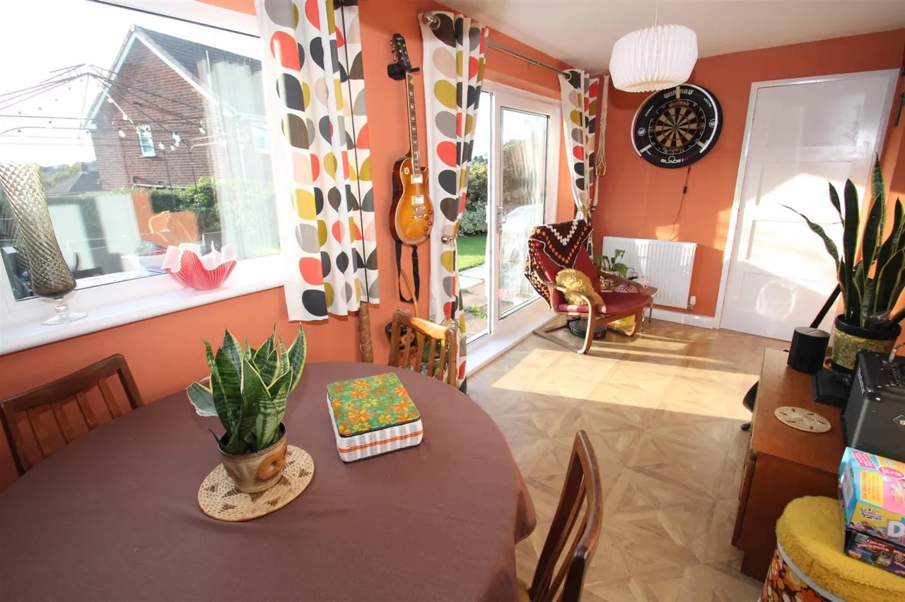 Lyndon Close, Halesowen, photo 4