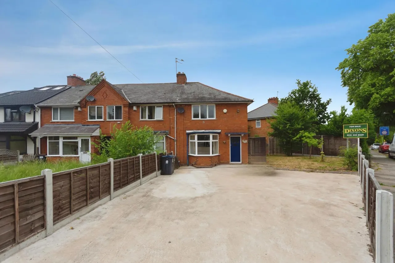 3 bed house for sale, Pineapple Road, Birmingham, B30
