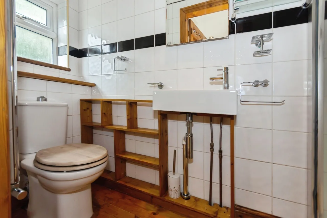 Pineapple Road, Birmingham, B30, photo 6