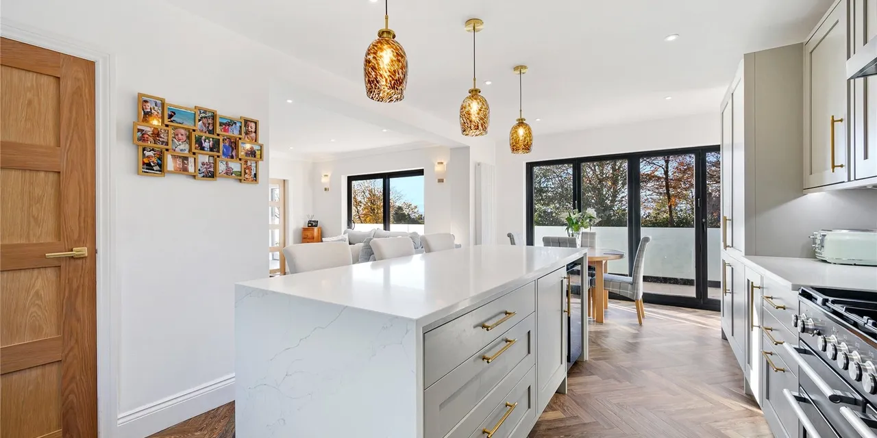 Abbey Road, West Kirby, CH48, photo 2