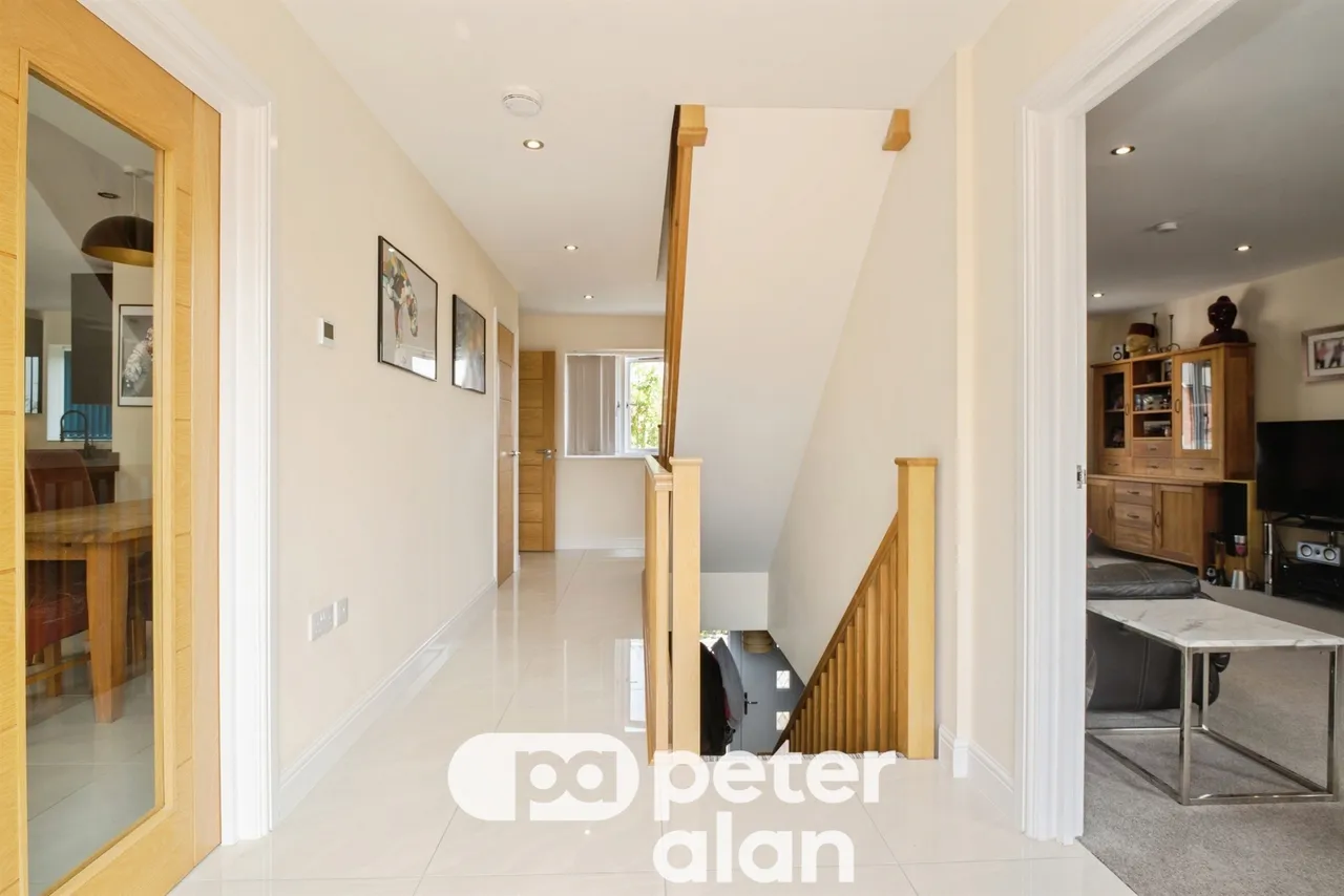 Ridgeway Hill Newport, NP20, photo 24