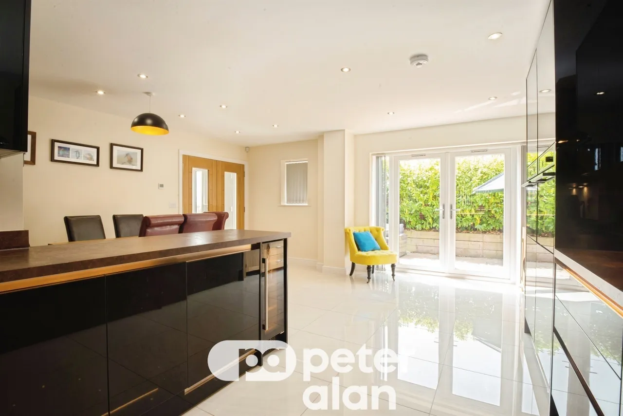 Ridgeway Hill Newport, NP20, photo 7
