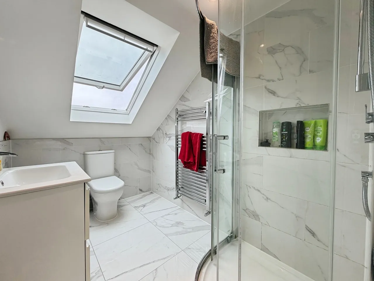 Fawn Drive, Aldershot, Hampshire, GU12 4FW, photo 16