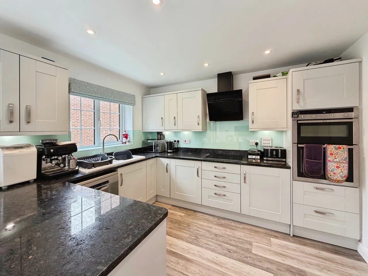 Fawn Drive, Aldershot, Hampshire, GU12 4FW, photo 10