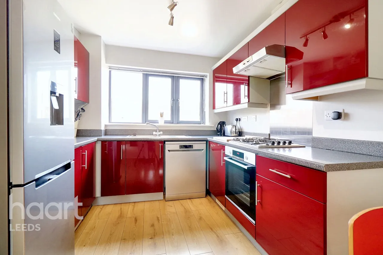 Beeston Way, Castleford, WF10, photo 2