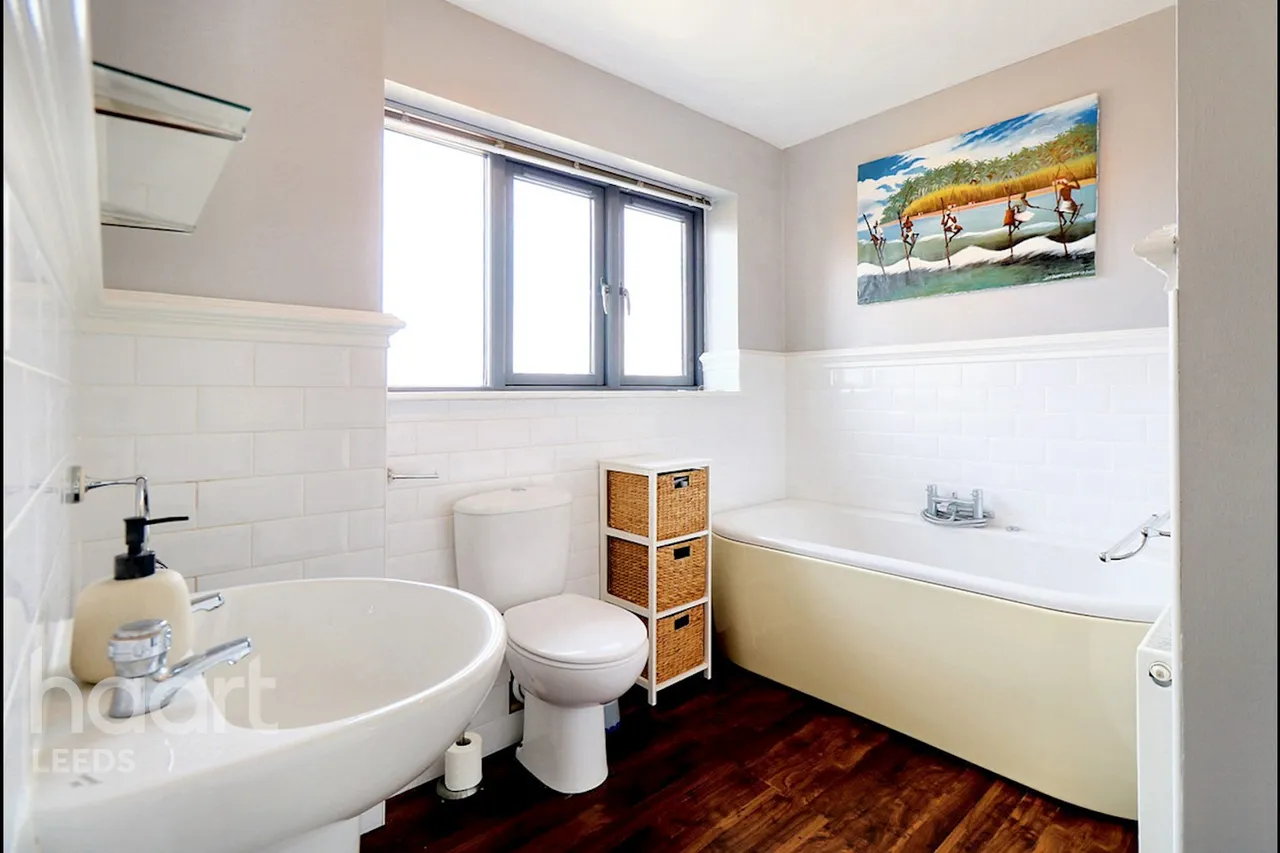 Beeston Way, Castleford, WF10, photo 14